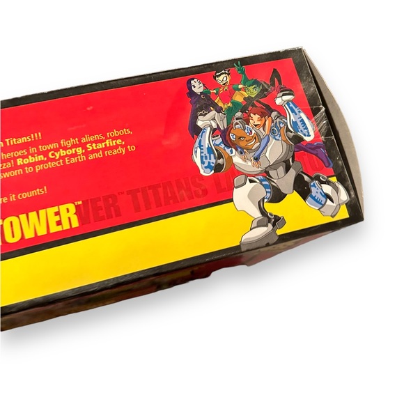 Teen Titans Launch Tower Bandai RARE Vintage 2004 + Extras  SEE LISTING! - Picture 15 of 16